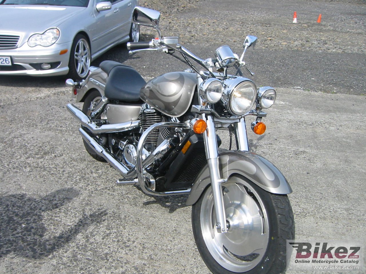 Big eynisson vt 1100 c2 shadow sabre picture and wallpaper from Bikez.com